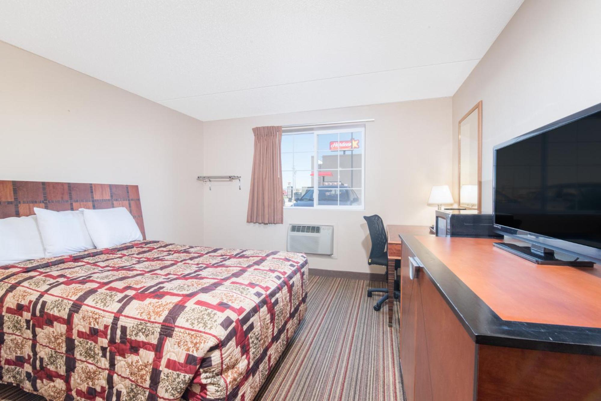 Knights Inn And Suites - Grand Forks Buitenkant foto