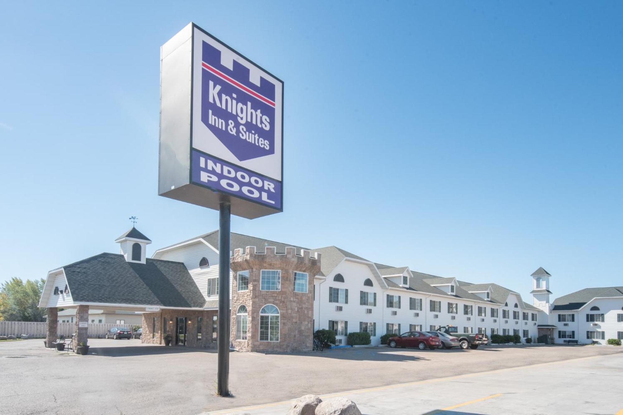 Knights Inn And Suites - Grand Forks Buitenkant foto